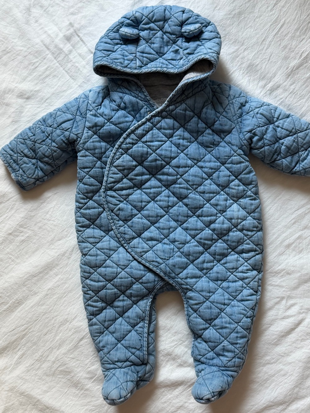 babyGap Quilted Chambray Bear Hood Bunting Snowsuit 3-6M Blue
